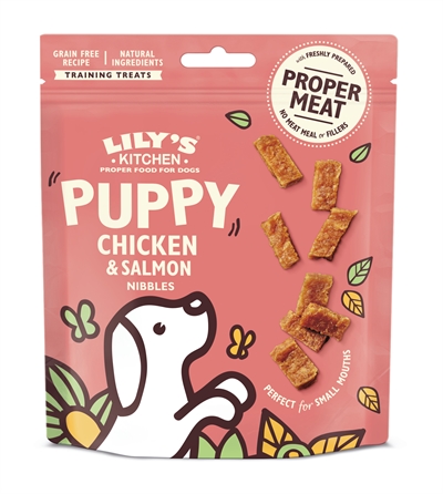 LILY'S KITCHEN CHICKEN / SALMON NIBBLES VOOR PUPPIES 70 GR